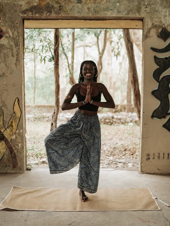 Cally, yoga teacher in Diani